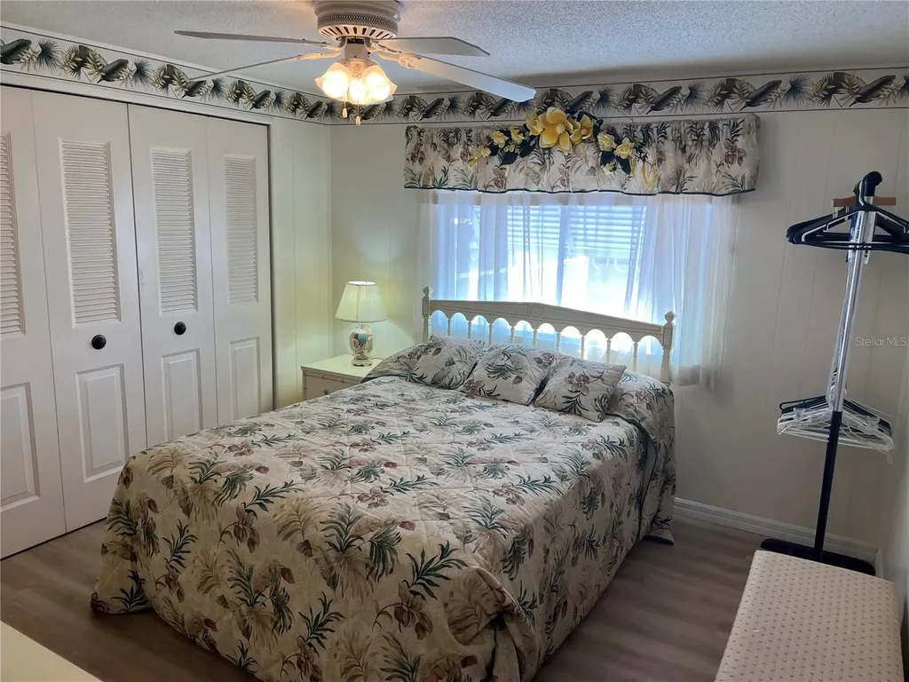 518 Cervina Drive N Venice FL 34285
