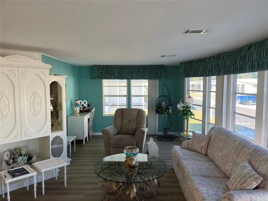 518 Cervina Drive N Venice FL 34285