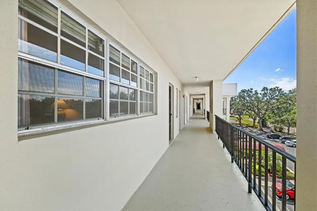 7461 W Country Club Drive N Sarasota FL 34243