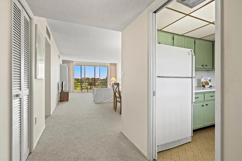 7461 W Country Club Drive N Sarasota FL 34243