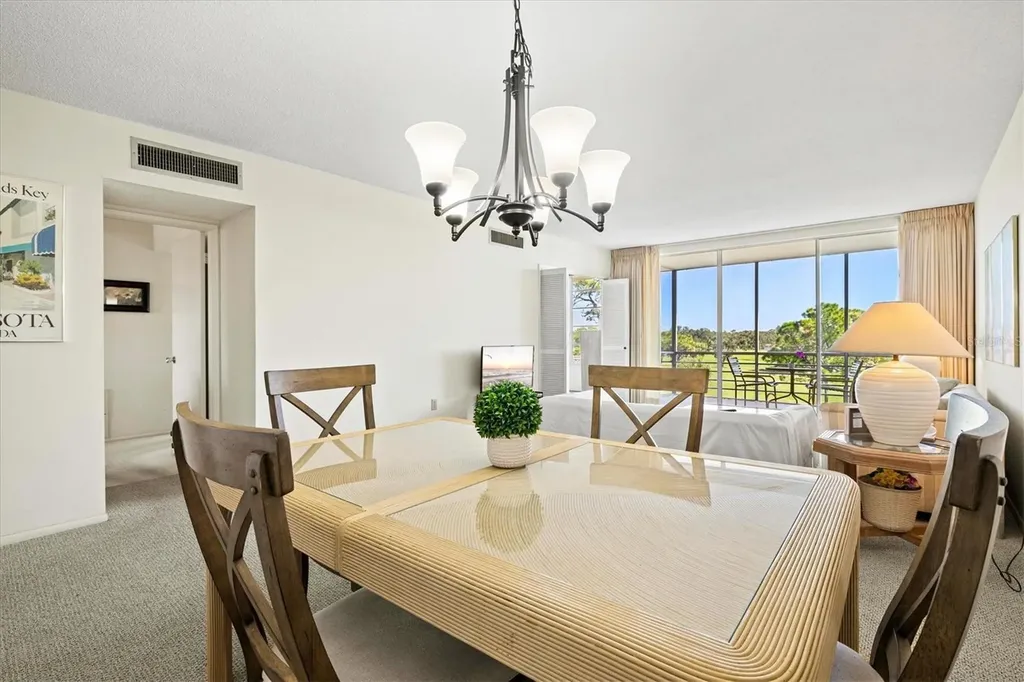 7461 W Country Club Drive N Sarasota FL 34243