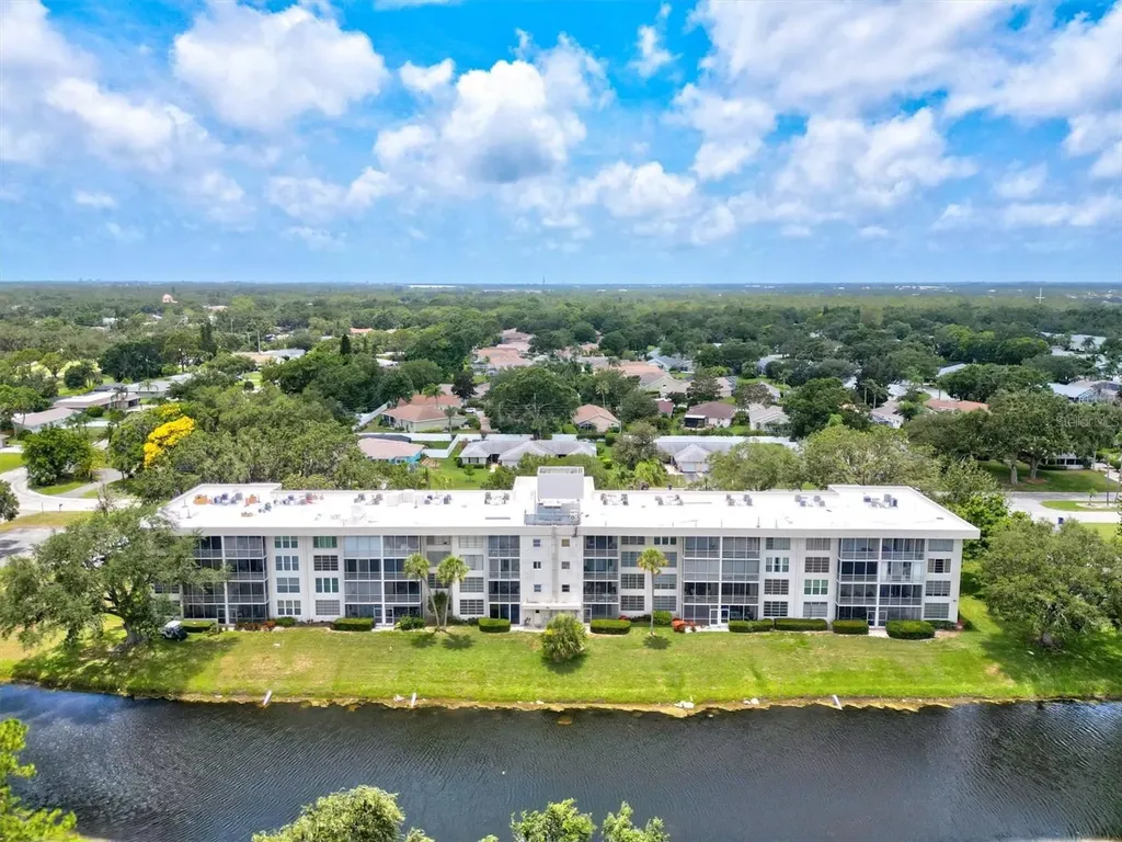 7461 W Country Club Drive N Sarasota FL 34243