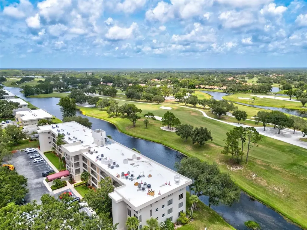 7461 W Country Club Drive N Sarasota FL 34243