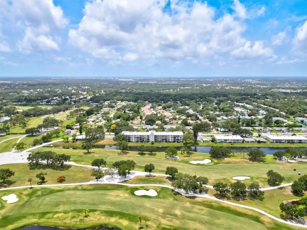 7461 W Country Club Drive N Sarasota FL 34243