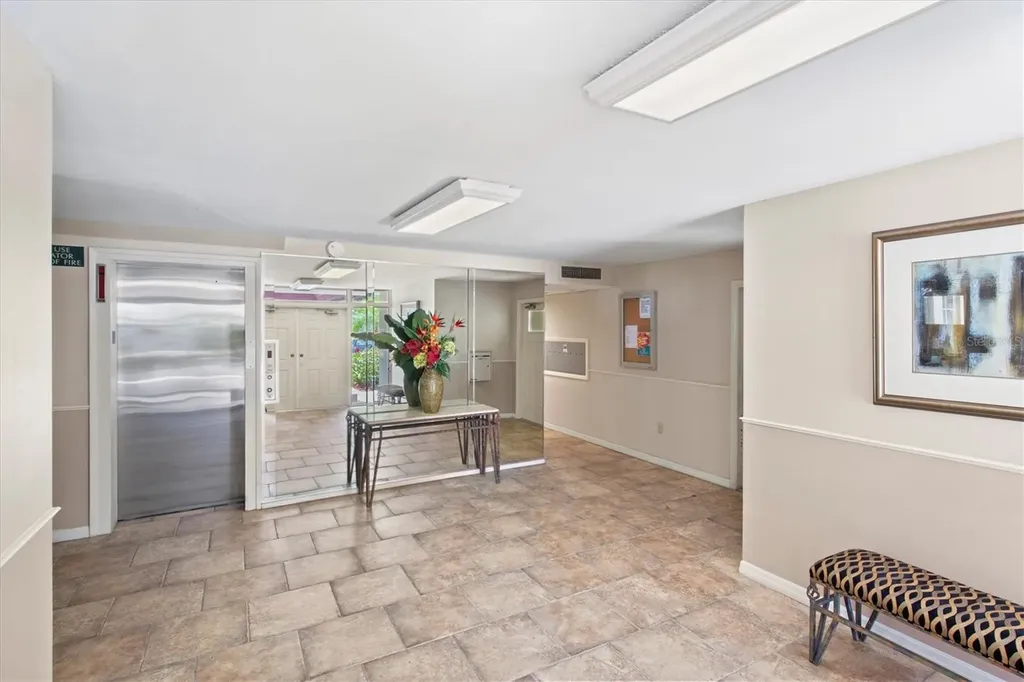 7461 W Country Club Drive N Sarasota FL 34243