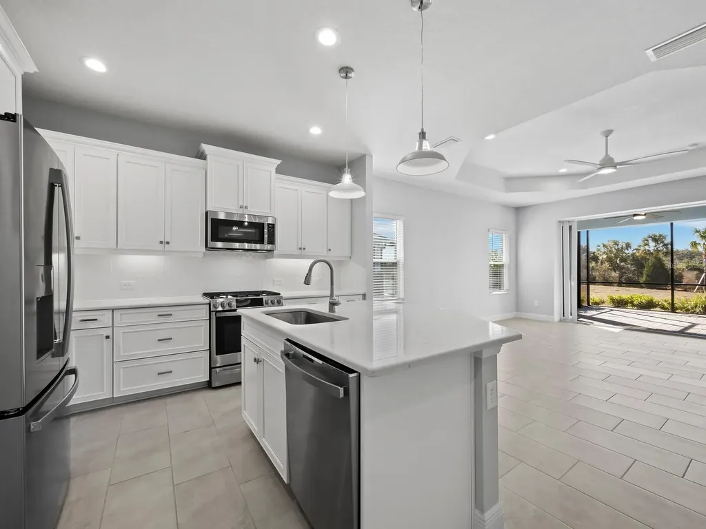2878 Butterfly Jasmine Trail Sarasota FL 34240