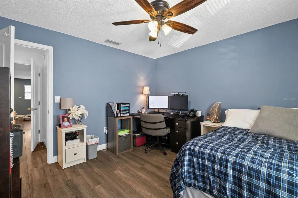 7223 Cloister Drive Sarasota FL 34231
