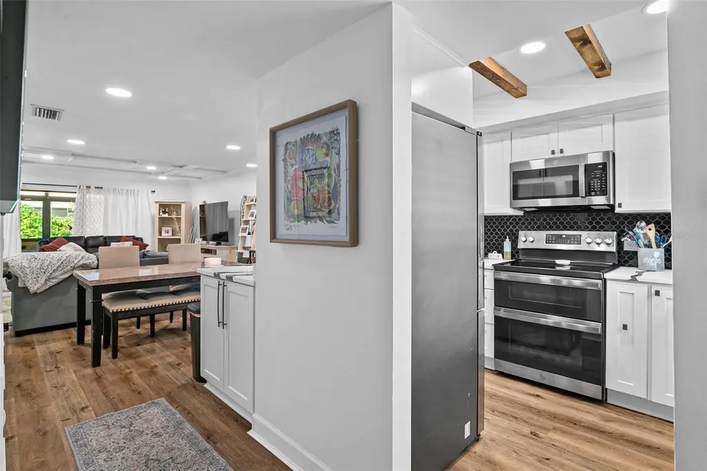 7223 Cloister Drive Sarasota FL 34231