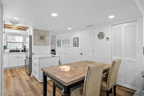 7223 Cloister Drive Sarasota FL 34231
