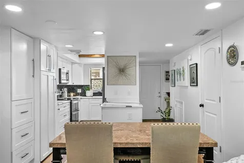 7223 Cloister Drive Sarasota FL 34231