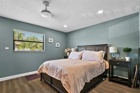 7223 Cloister Drive Sarasota FL 34231