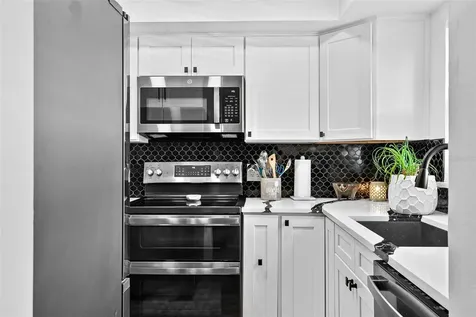 7223 Cloister Drive Sarasota FL 34231