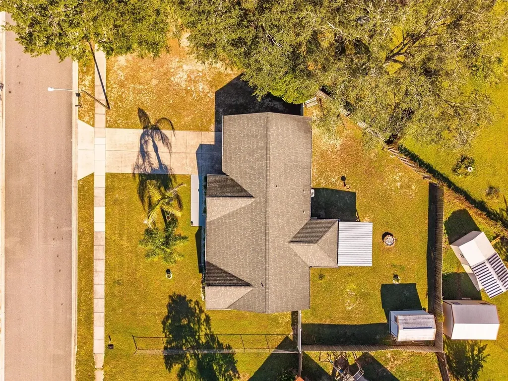 34220 Black Bass Circle Fruitland Park FL 34731