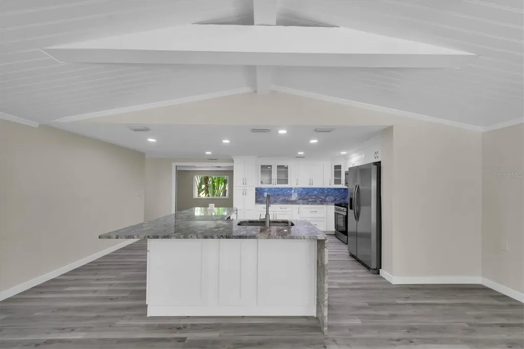 5630 Denver Street NE St Petersburg FL 33703