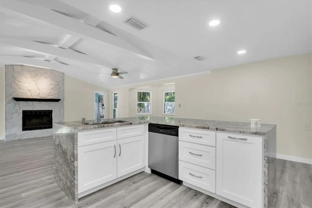 5630 Denver Street NE St Petersburg FL 33703