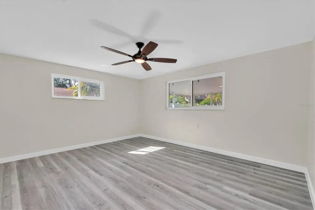 5630 Denver Street NE St Petersburg FL 33703