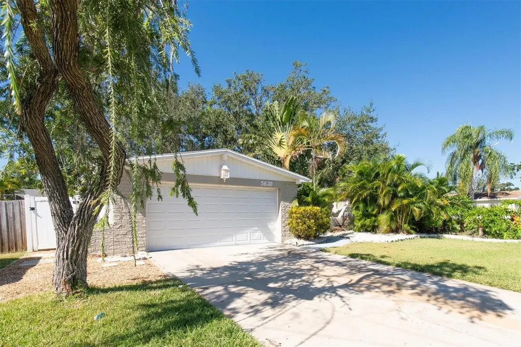 5630 Denver Street NE St Petersburg FL 33703