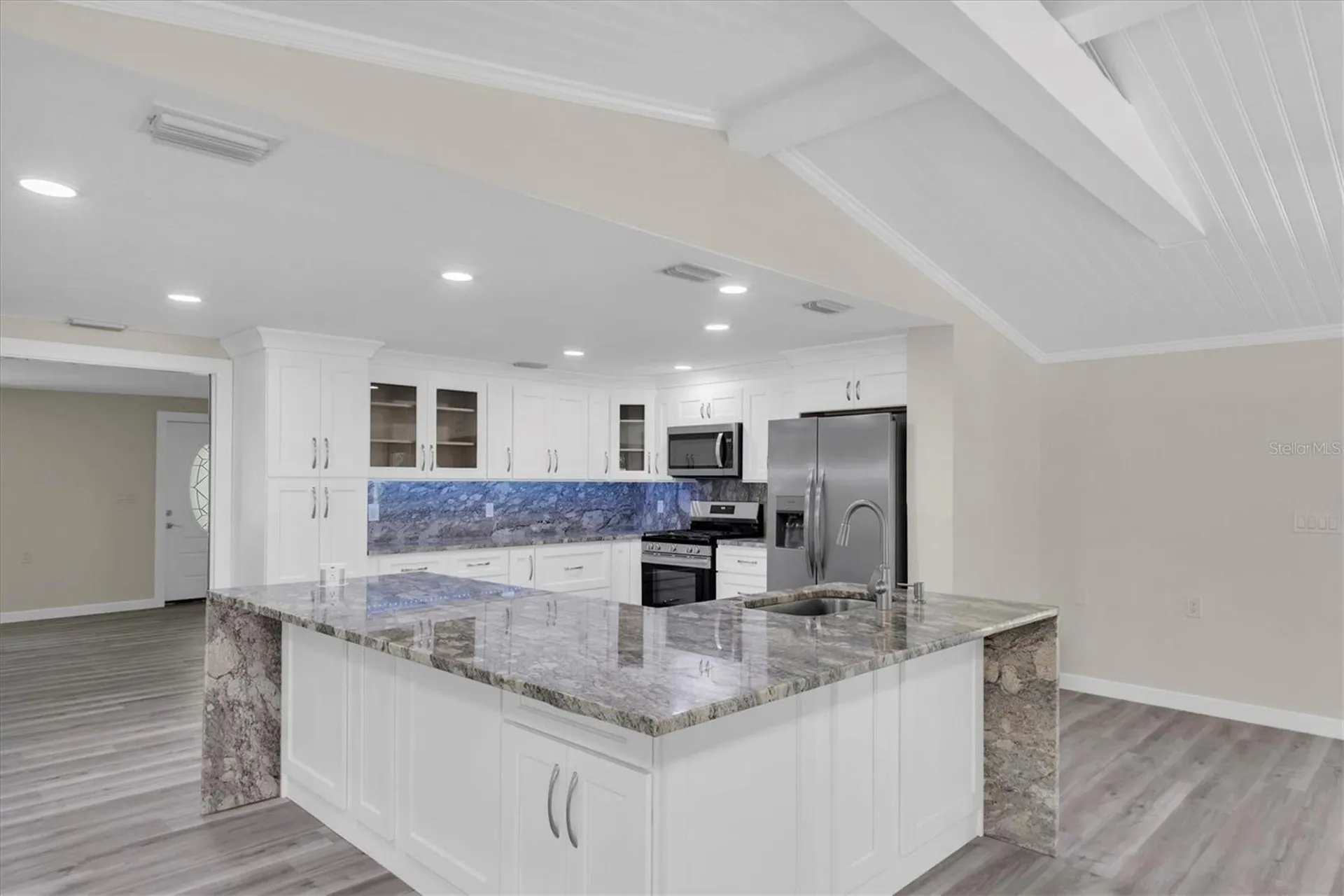 5630 Denver Street NE St Petersburg FL 33703