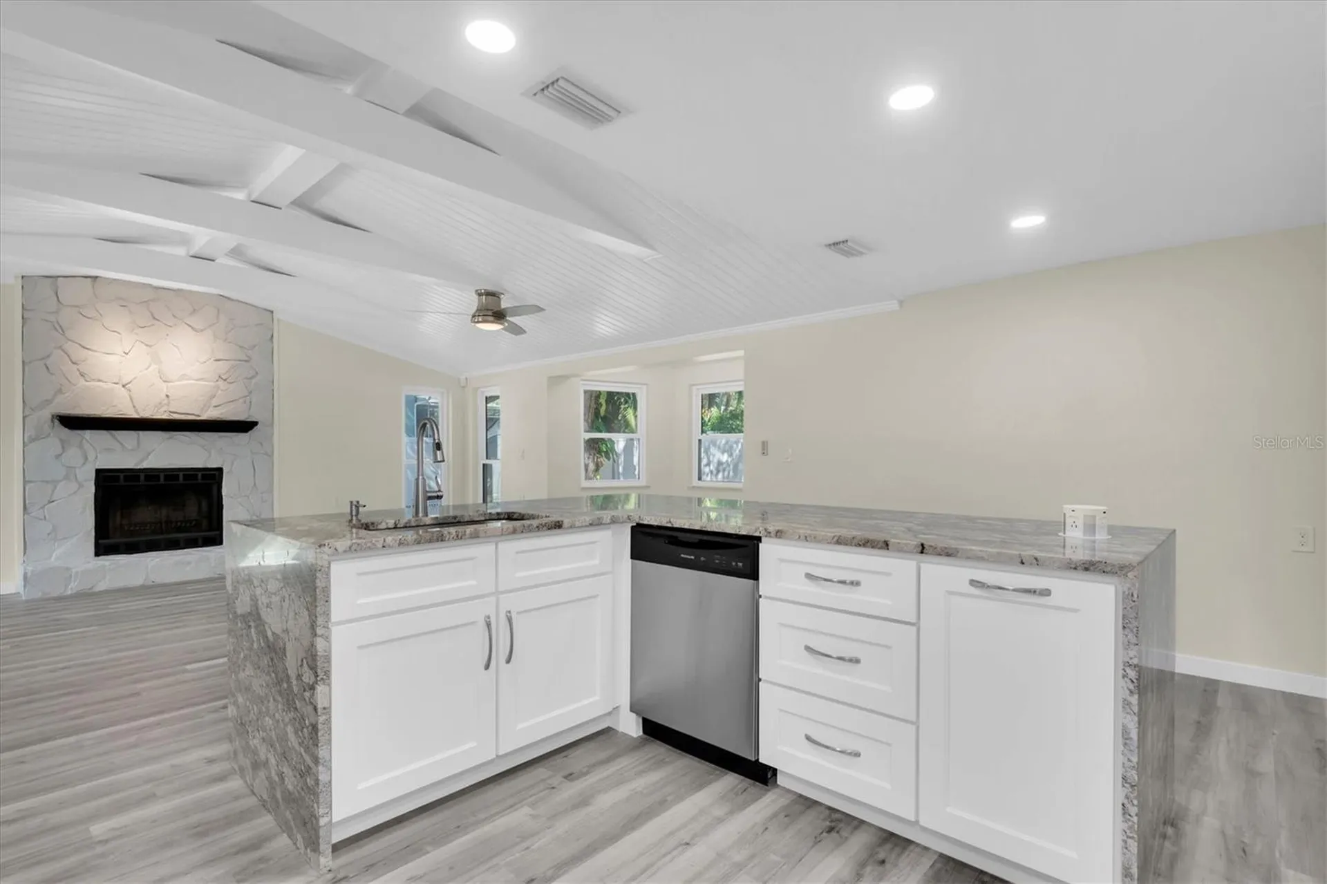 5630 Denver Street NE St Petersburg FL 33703