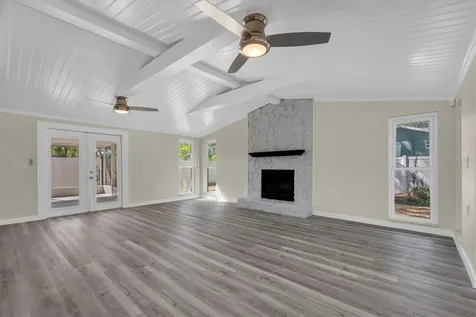 5630 Denver Street NE St Petersburg FL 33703