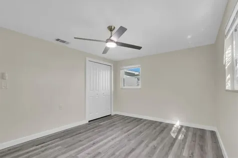 5630 Denver Street NE St Petersburg FL 33703