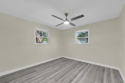 5630 Denver Street NE St Petersburg FL 33703