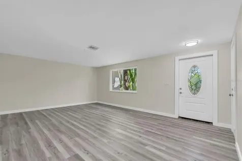 5630 Denver Street NE St Petersburg FL 33703
