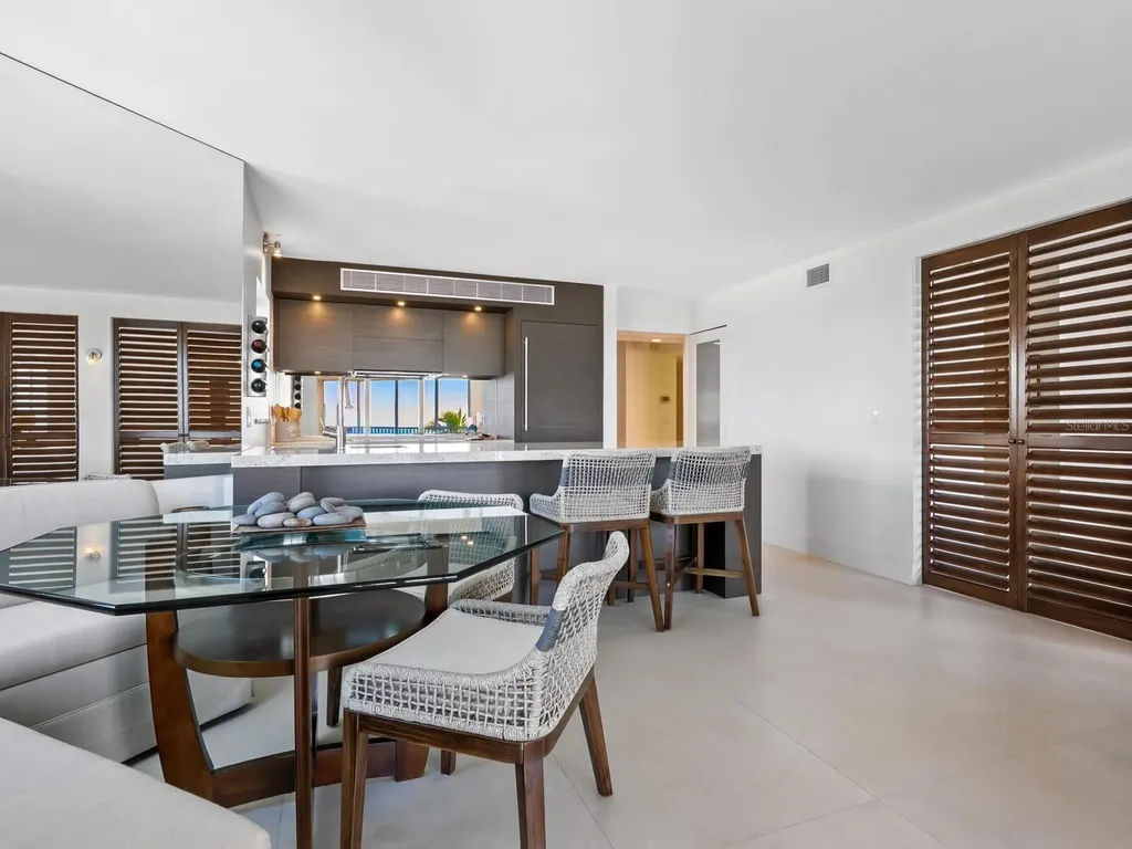 1770 Benjamin Franklin Drive Sarasota FL 34236