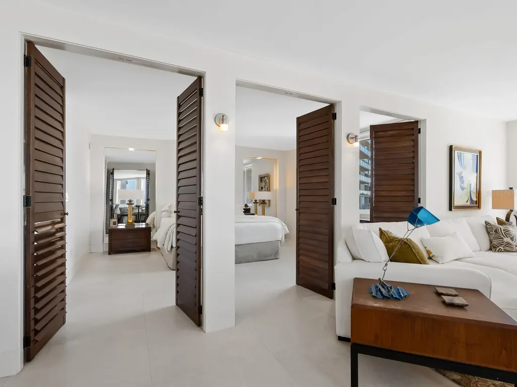 1770 Benjamin Franklin Drive Sarasota FL 34236