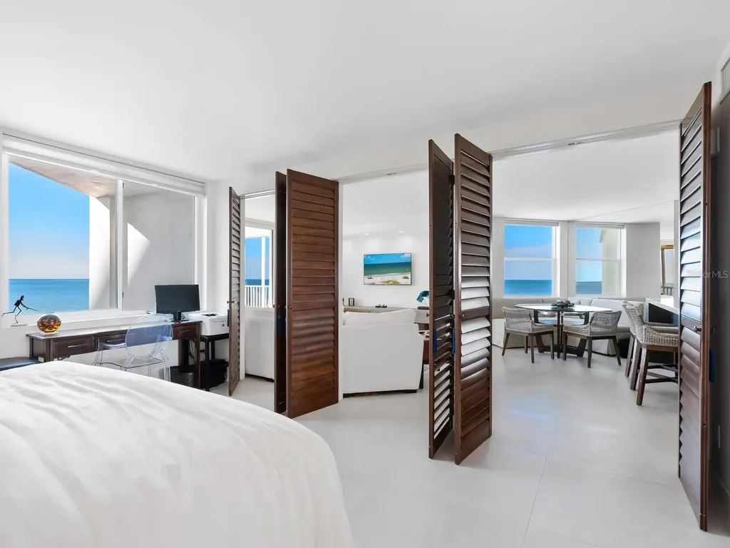 1770 Benjamin Franklin Drive Sarasota FL 34236