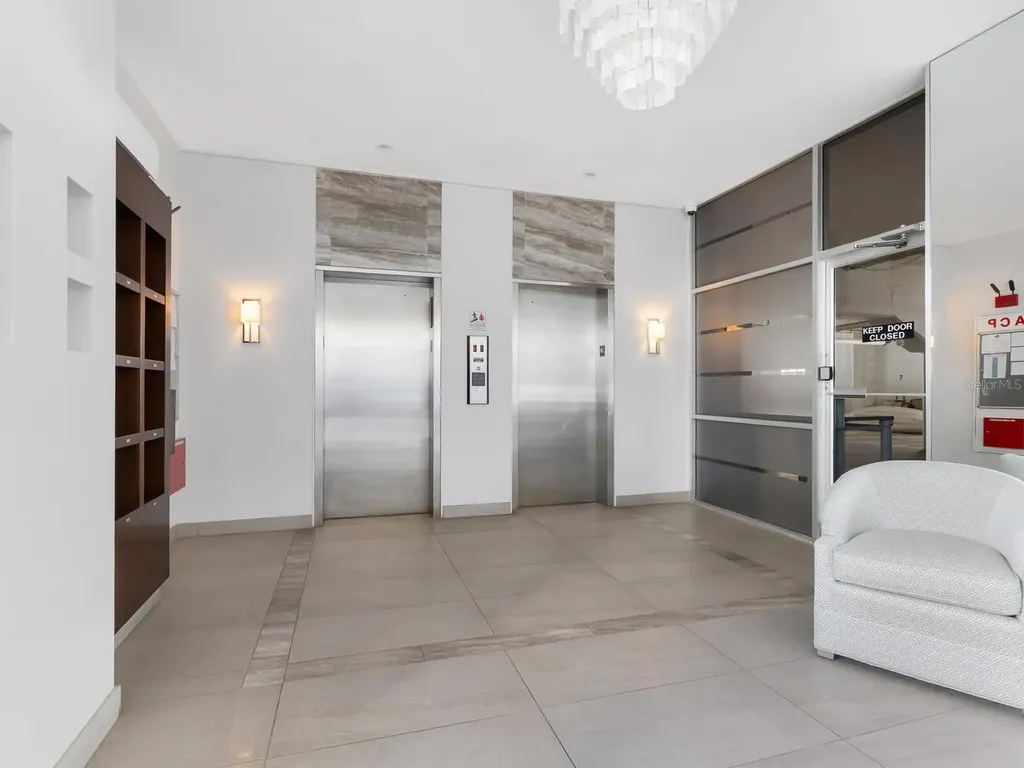 1770 Benjamin Franklin Drive Sarasota FL 34236