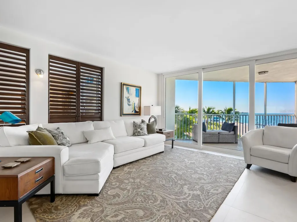 1770 Benjamin Franklin Drive Sarasota FL 34236