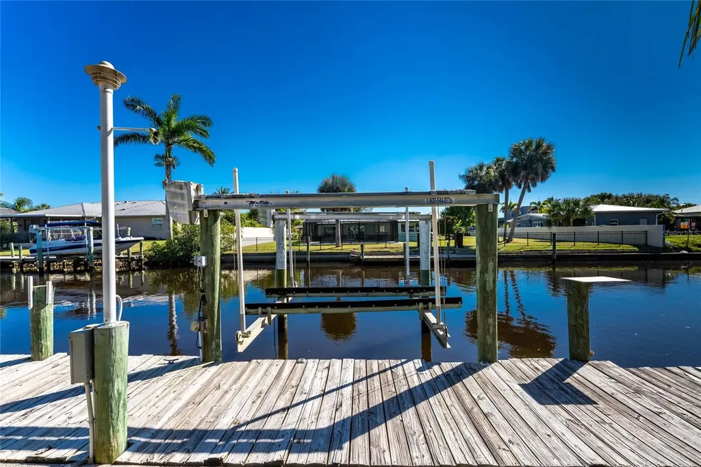 180 Purdy Drive Punta Gorda FL 33980