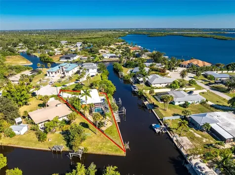 180 Purdy Drive Punta Gorda FL 33980