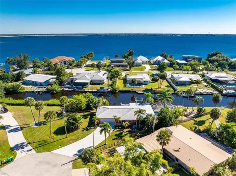 180 Purdy Drive Punta Gorda FL 33980