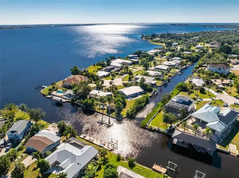 180 Purdy Drive Punta Gorda FL 33980