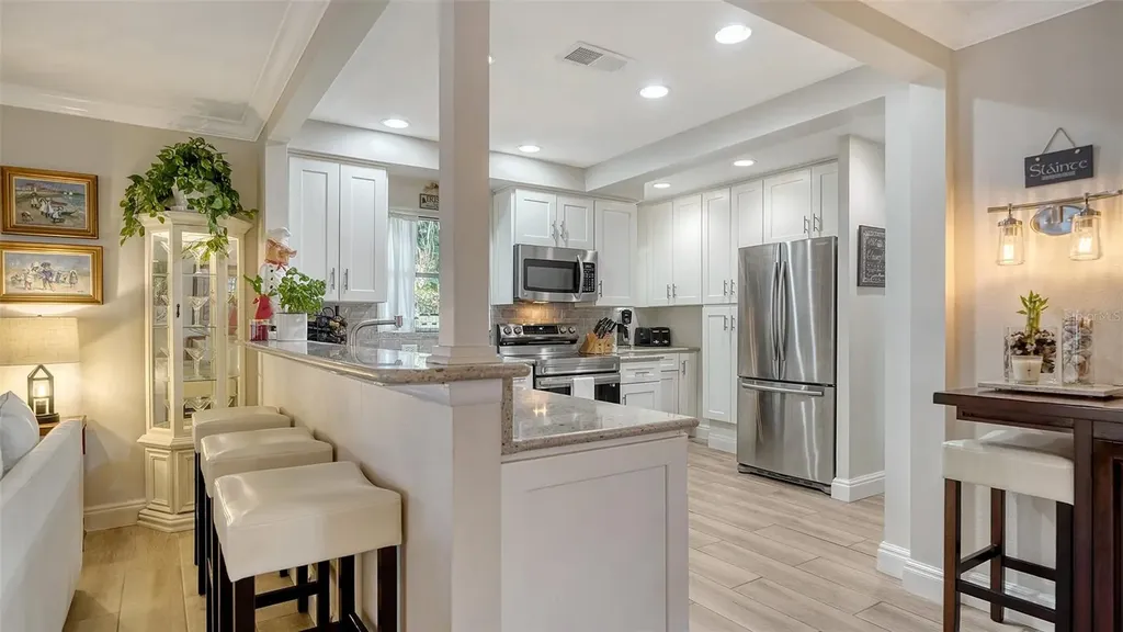 3530 Flores Avenue Sarasota FL 34239