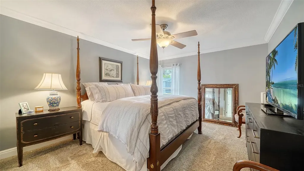 3530 Flores Avenue Sarasota FL 34239