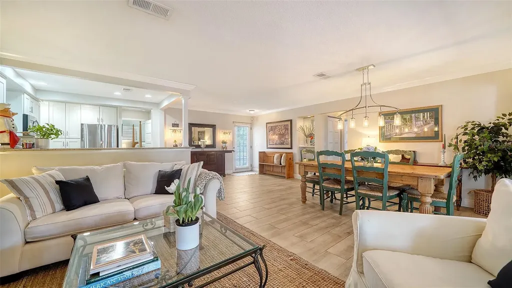 3530 Flores Avenue Sarasota FL 34239