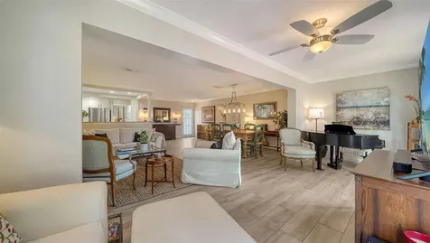 3530 Flores Avenue Sarasota FL 34239