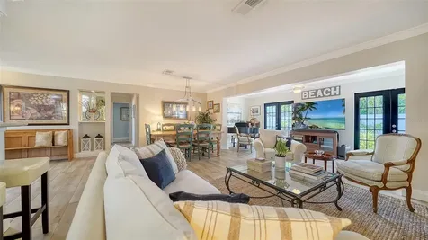 3530 Flores Avenue Sarasota FL 34239