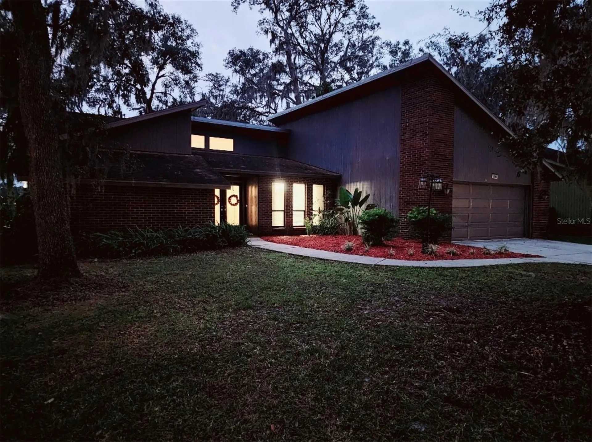 34386 Whispering Oaks Boulevard Dade City FL 33523