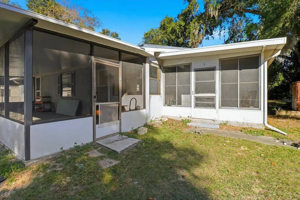 9447 SE 140th Place Summerfield FL 34491