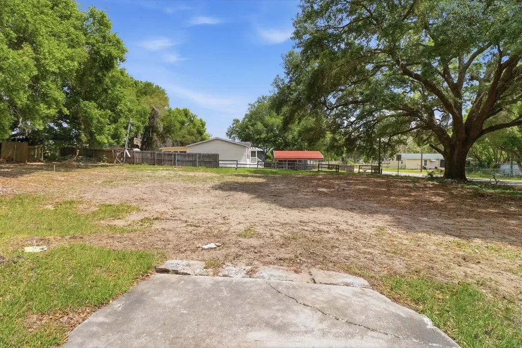 9447 SE 140th Place Summerfield FL 34491