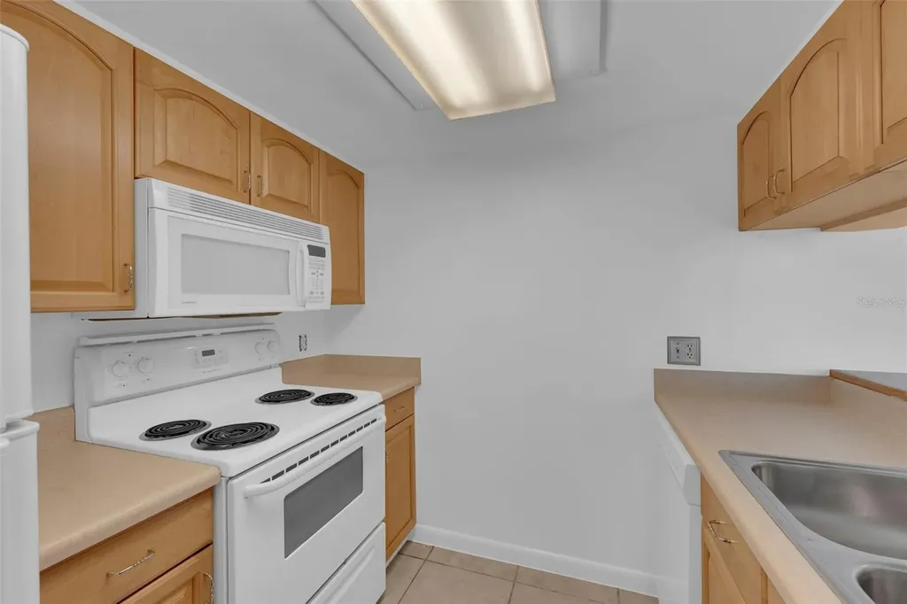 2875 Palm Beach Boulevard Fort Myers FL 33916