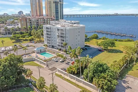 2875 Palm Beach Boulevard Fort Myers FL 33916
