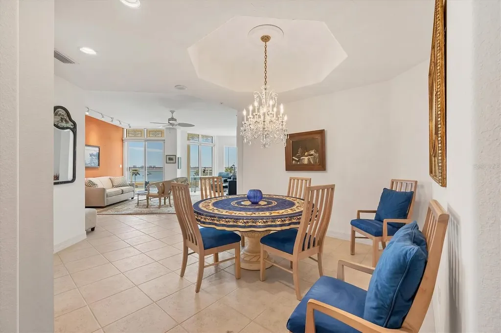 340 S Palm Avenue Sarasota FL 34236
