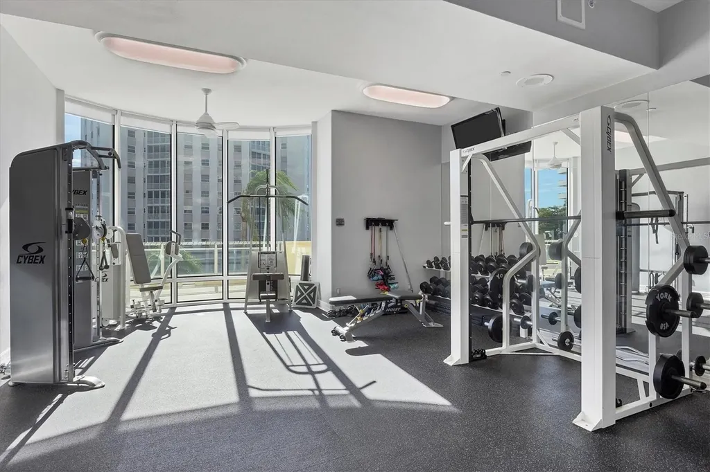 340 S Palm Avenue Sarasota FL 34236