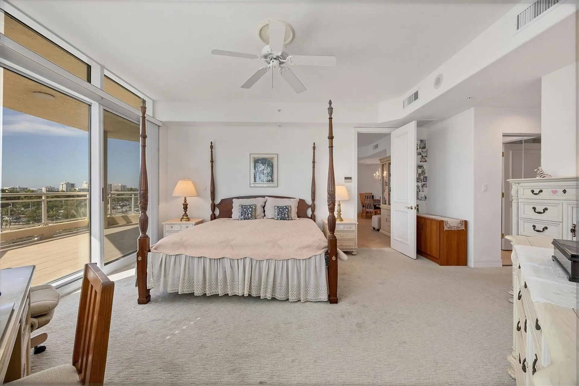 340 S Palm Avenue Sarasota FL 34236