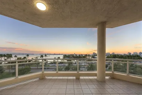 340 S Palm Avenue Sarasota FL 34236